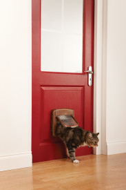 PetSafe  Staywell 420 Magnetic Cat Flap - Brown